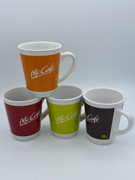 4x McCafe Tassen von 2010